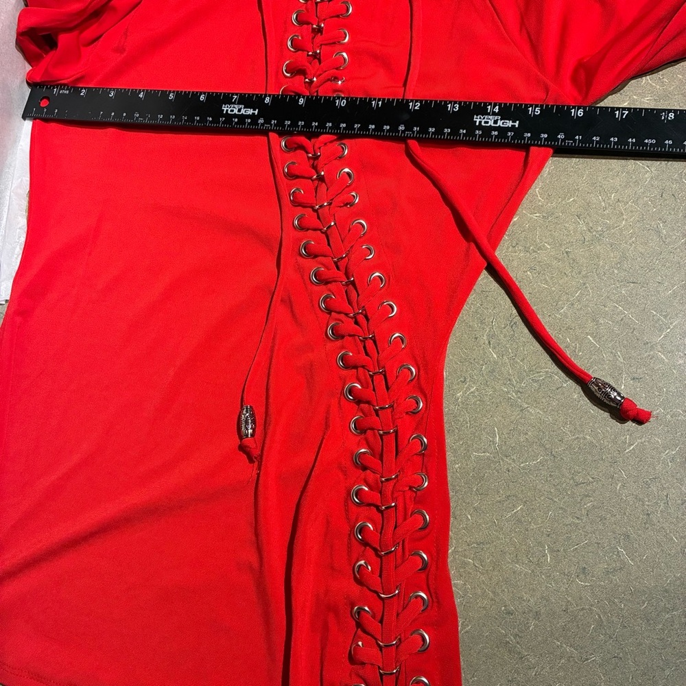 Red Lace-Up Top Grommets Open Shoulders Sexy Steampunk - Picture 9 of 10